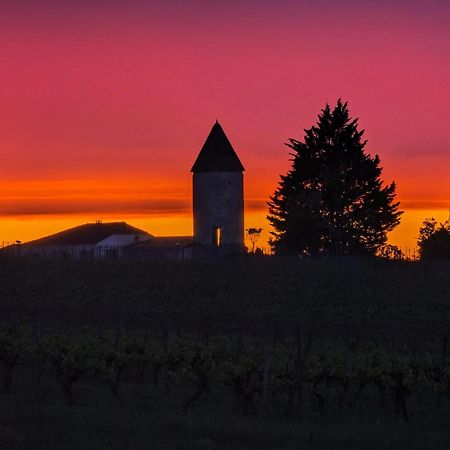 Enchanting Windmill Retreat Loubes-Bernac Exterior foto